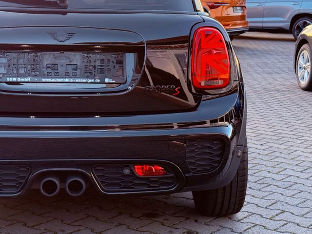 Mini Cooper S Automatik 192PS All Black 8xRad HU neu — Bild 8