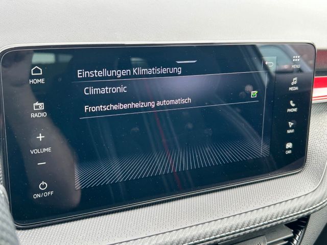 Skoda Fabia IV Monte Carlo DSG Navi 5JGar Assist+ -29% — Bild 39