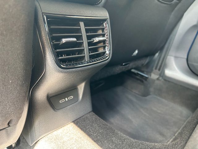Skoda Fabia IV Top Selection — Bild 14