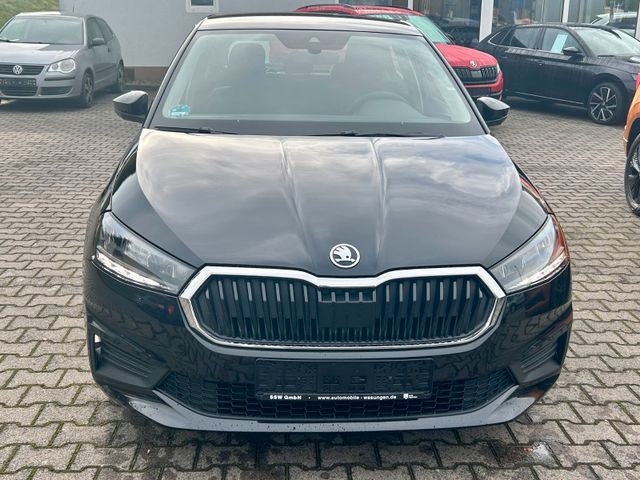 Skoda Fabia Active 8xRad Einparkhilfe Sitzheizung Klim — Bild 5