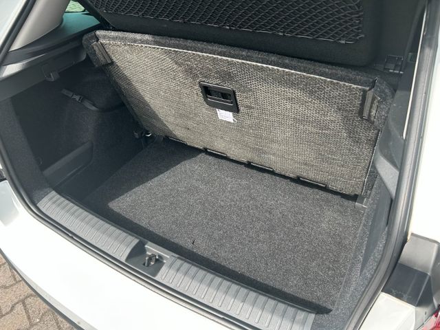 Skoda Kamiq First Edition DSG DplBoden Matrix ElektrS — Bild 10