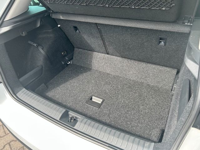 Skoda Kamiq First Edition DSG DplBoden Matrix ElektrS — Bild 11