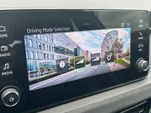 Skoda Kamiq First Edition DSG DplBoden Matrix ElektrS — Bild 31