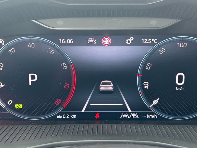 Skoda Kamiq First Edition DSG DplBoden Matrix ElektrS — Bild 38
