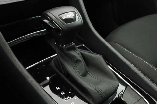 Skoda Karoq DRIVE 1.5 DSG Matrix ElektrHeck 18" — Bild 10