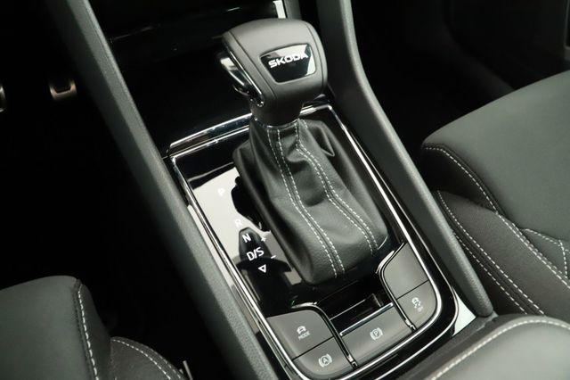 Skoda Karoq Sportline 360Kam Matrix Canton 19" NaviCol — Bild 16