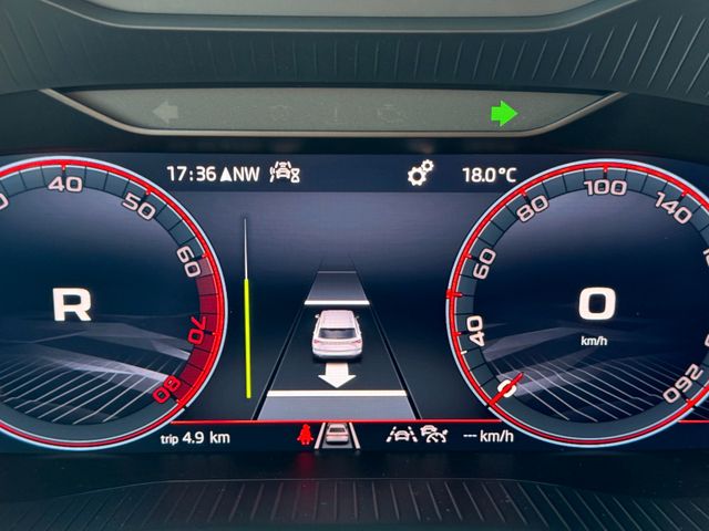 Skoda Karoq Sportline 360Kam Matrix Canton 19" NaviCol — Bild 44