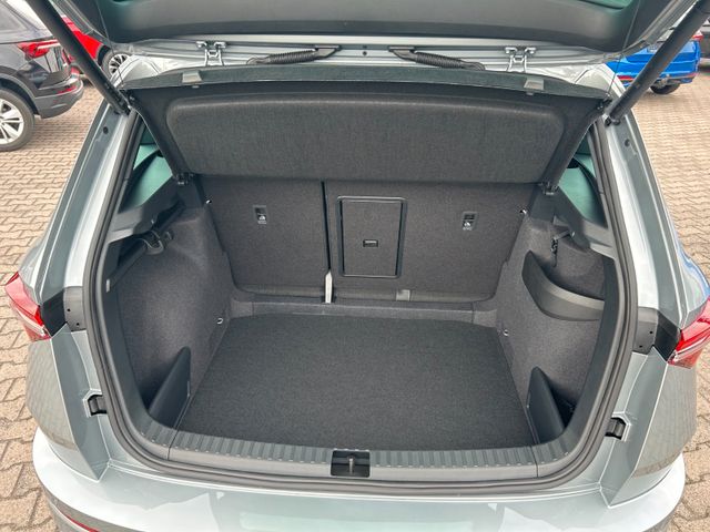 Skoda Karoq FL DSG Sportline AHK BehWind 5JGarantie — Bild 11