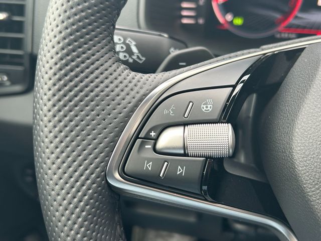 Skoda Karoq FL DSG Sportline AHK BehWind 5JGarantie — Bild 26
