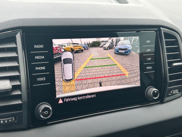 Skoda Karoq FL DSG Sportline AHK BehWind 5JGarantie — Bild 33