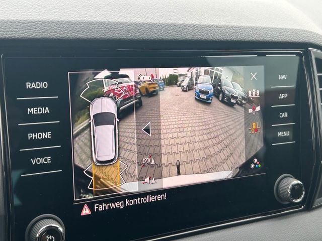 Skoda Karoq FL DSG Sportline AHK BehWind 5JGarantie — Bild 35