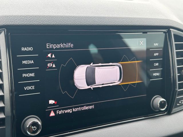 Skoda Karoq FL DSG Sportline AHK BehWind 5JGarantie — Bild 36