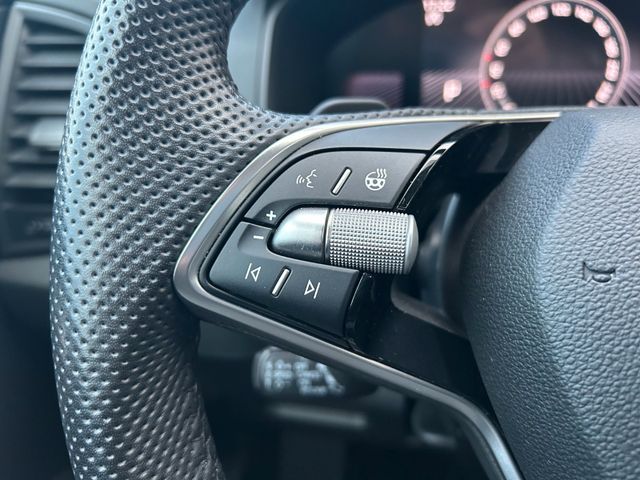 Skoda Karoq DSG 2.0TDI 4x4 BehWind ElektrHeck Matrix — Bild 18