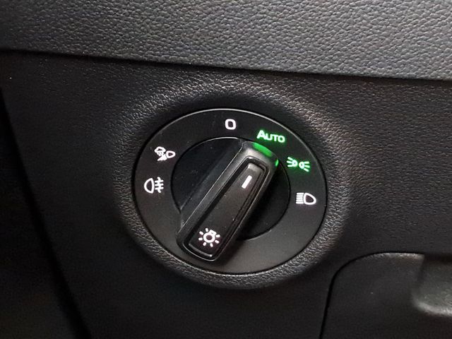Skoda Karoq Sportline 2.0TDI 4x4 360Kam AHK 19" — Bild 23