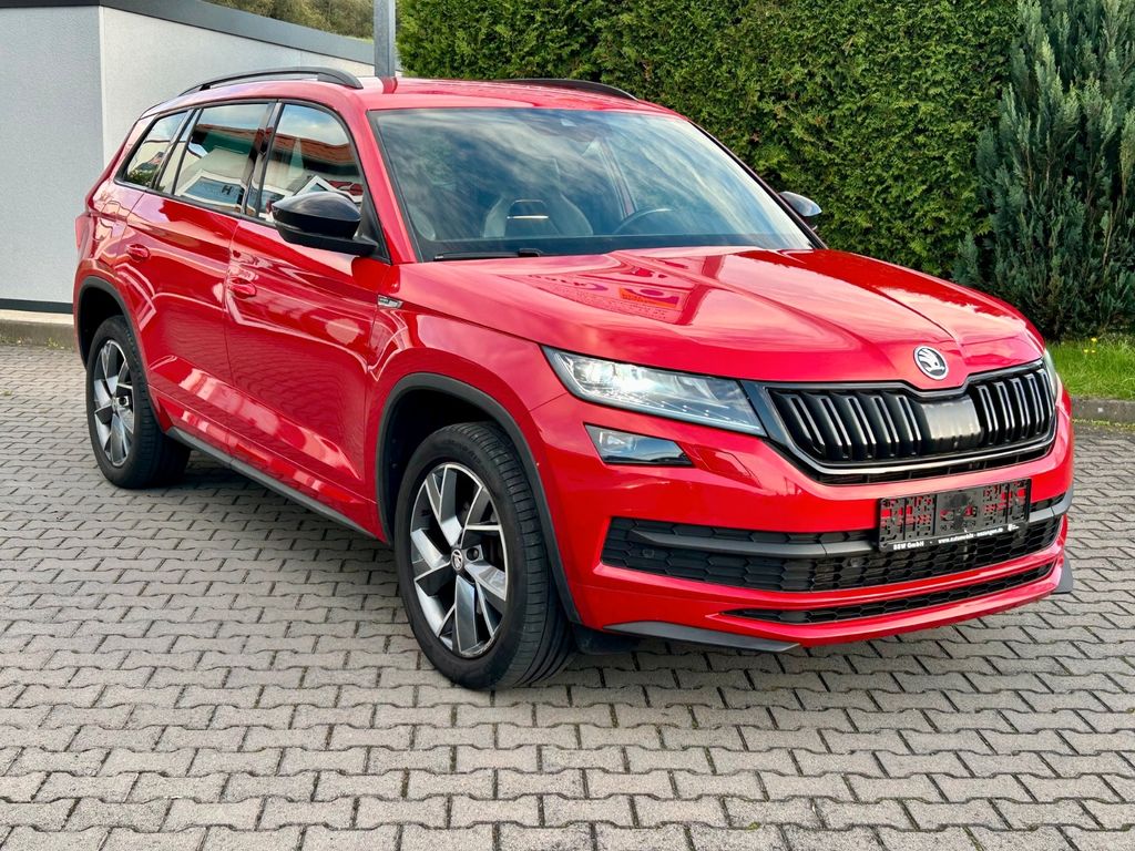 Skoda Kodiaq Sportline 4x4 7Sitz AHK Standheiz 360Kam