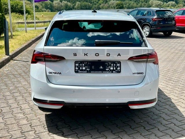 Skoda Octavia IV Combi 1.5 mHEV Sportline AHK Assist+ — Bild 5