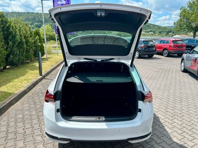 Skoda Octavia IV Combi 1.5 mHEV Sportline AHK Assist+ — Bild 7