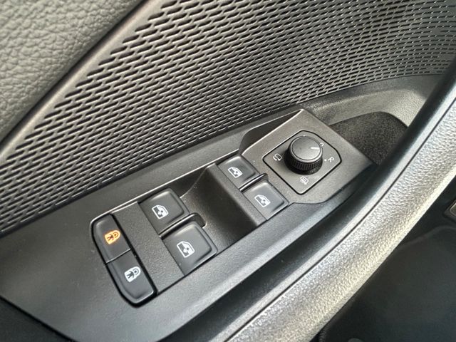 Skoda Octavia IV Combi 1.5 mHEV Sportline AHK Assist+ — Bild 17