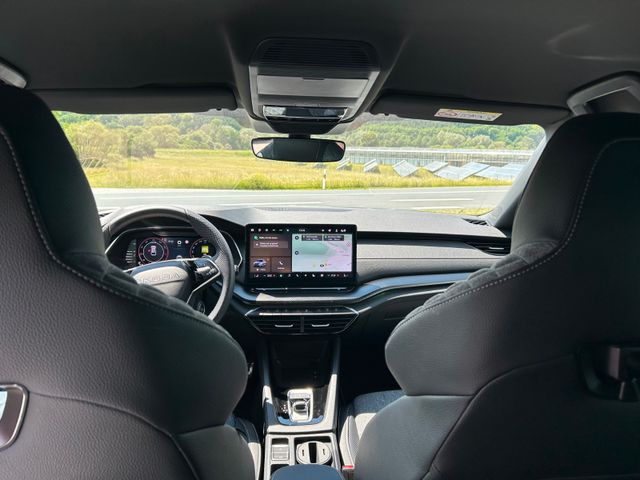 Skoda Octavia IV Combi 1.5 mHEV Sportline AHK Assist+ — Bild 33