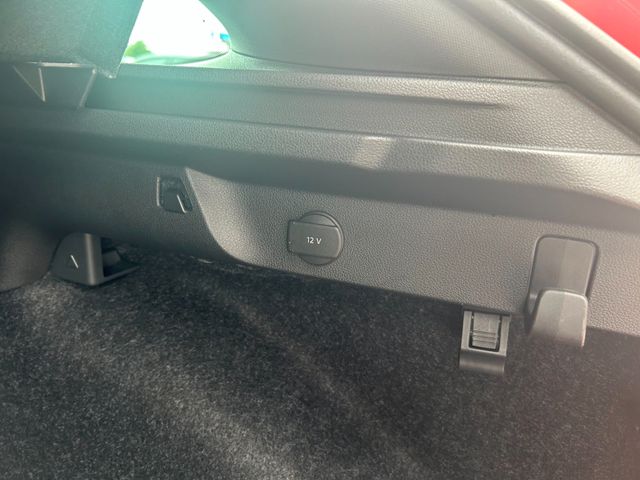 Skoda Scala FL Monte Carlo Matrix AHK Navi DplBoden — Bild 12