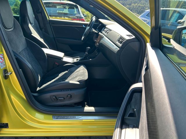 Skoda Superb  Combi 2.0TDI  Sportline Standheiz Matrix — Bild 11