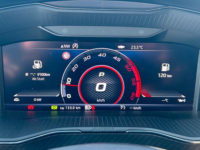 Skoda Superb  Combi 2.0TDI  Sportline Standheiz Matrix — Bild 21
