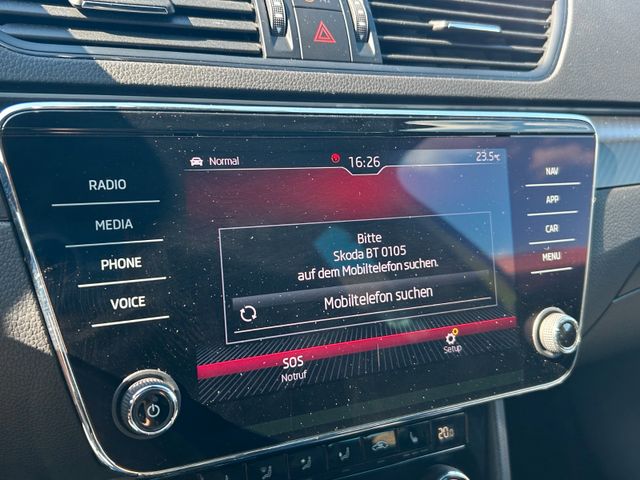 Skoda Superb  Combi 2.0TDI  Sportline Standheiz Matrix — Bild 38