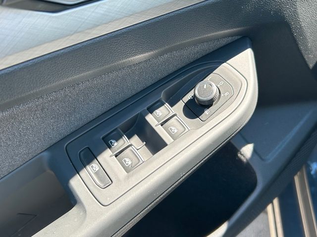 Volkswagen Golf VIII Lim. 1.5 TSI  "Goal" Standheiz -31%UVP — Bild 9