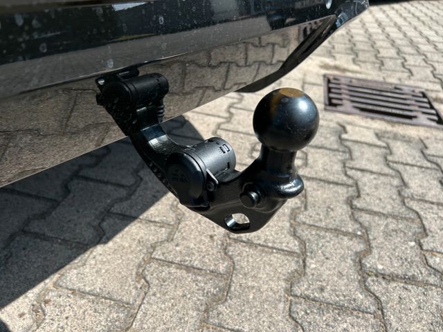 Volkswagen T-Roc 1.5 eTSI R-Line Black Paket AHK 5JGarantie — Bild 12
