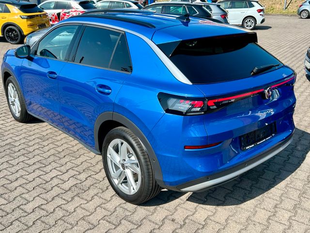 Volkswagen T-Roc 1.5 eTSI DSG Life Led+ 18" Kam 5jGarantie — Bild 7