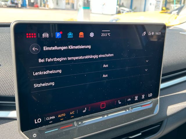 Volkswagen T-Roc 1.5 eTSI DSG Life Led+ 18" Kam 5jGarantie — Bild 24
