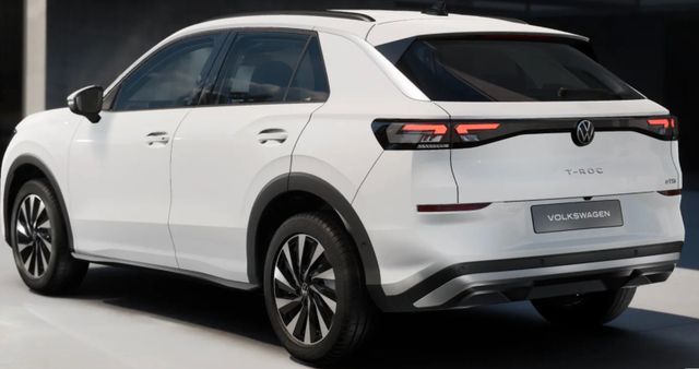 Volkswagen T-Roc 1.5 eTSI Life *VW Garantie -2029 / 8xRad — Bild 6