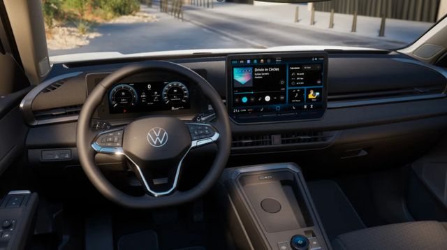 Volkswagen T-Roc 1.5 eTSI Life *VW Garantie -2029 / 8xRad — Bild 9